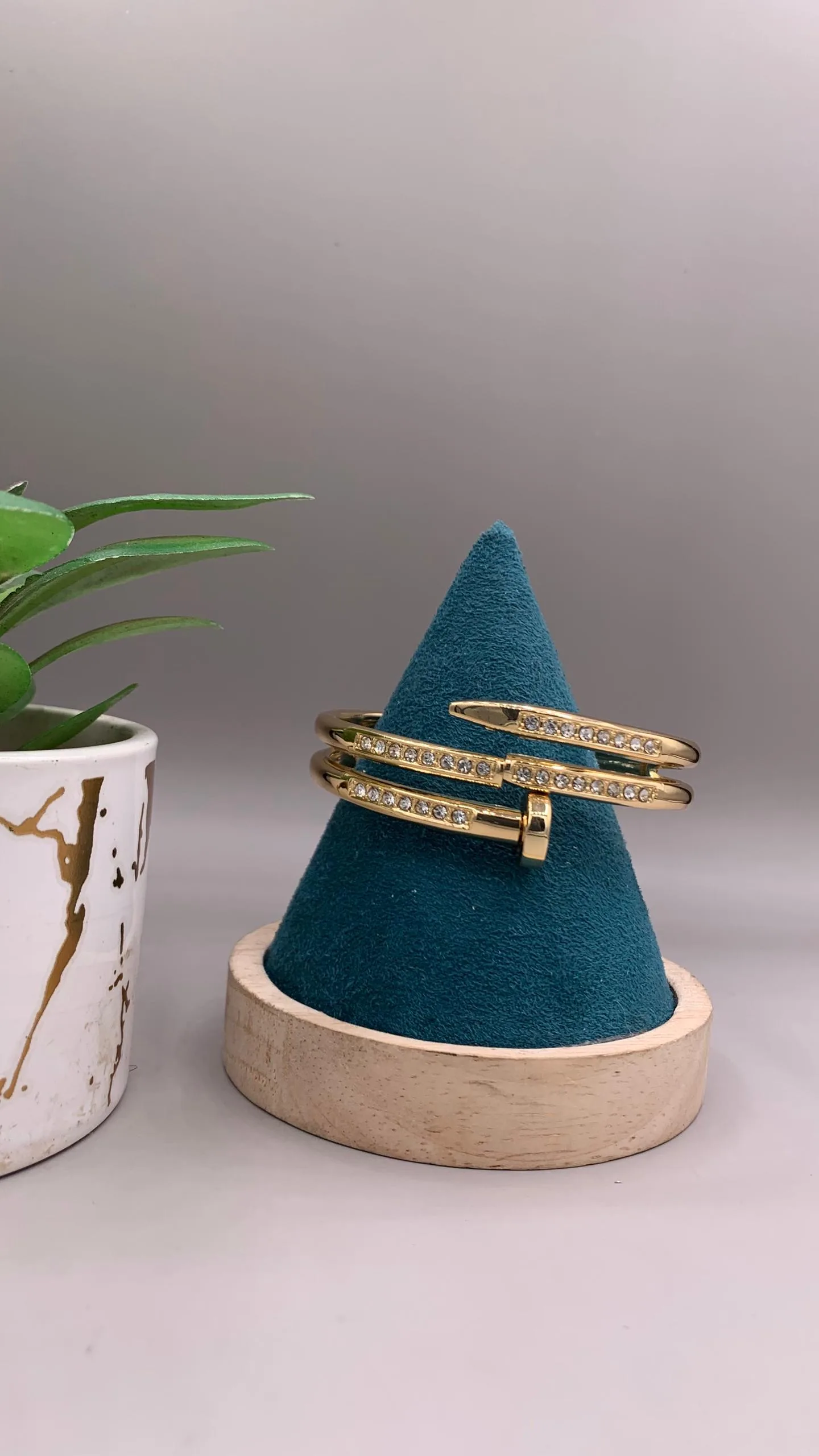 Ladies bangles